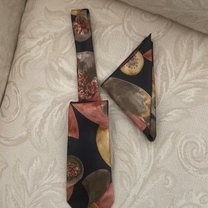 Mens tie and pocket square